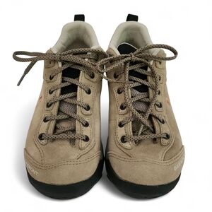 Garmont Women’s Hiking SGARMONT Beige Suede Hiking Trail Ouhoes Size 7 Tan Trail